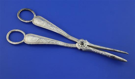 A pair of Victorian silver grape shears, 7.5in.